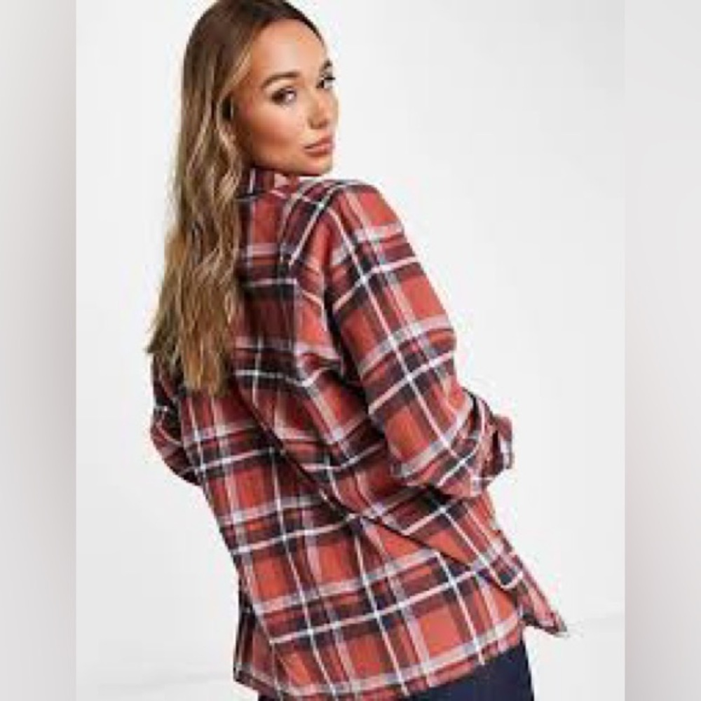Hollister boyfriend button down plaid shirt